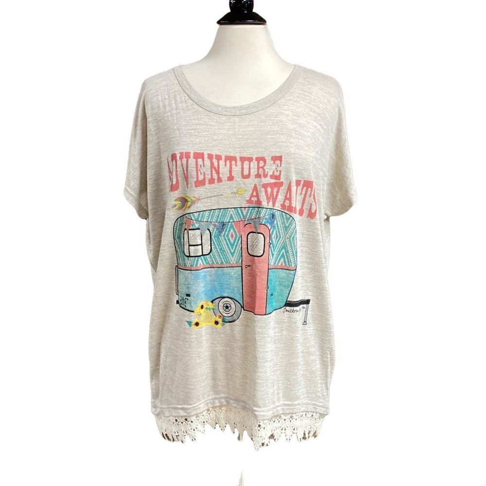 Southern Grace Taupe Adventure Awaits Camper Tunic Top Size S/M NWOT